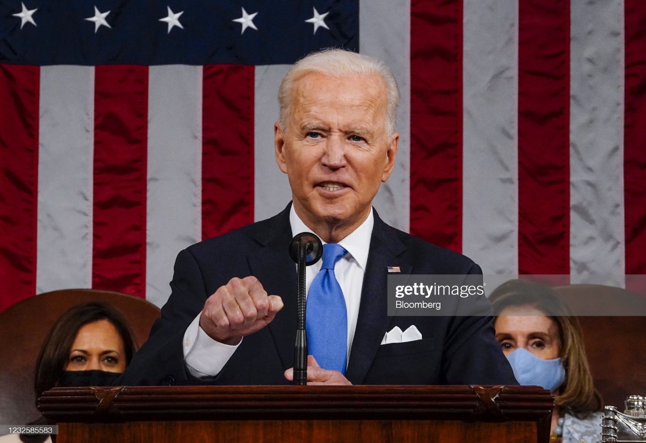 Presiden Biden Memberikan Pidato Pertama Pada Sesi Bersama Kongres