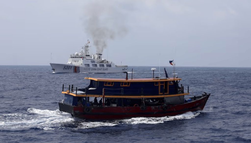 PLA Lancarkan Patroli Rutin di Laut China Selatan untuk Halau Filipina