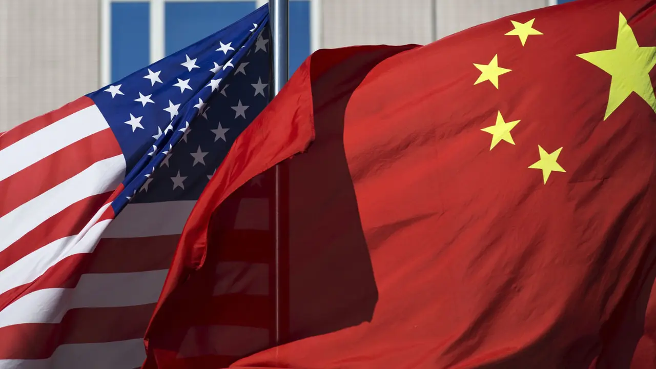 AS-China Capai Kesepakatan Dagang Baru: Sebuah Terobosan atau Sekadar Penundaan Krisis?