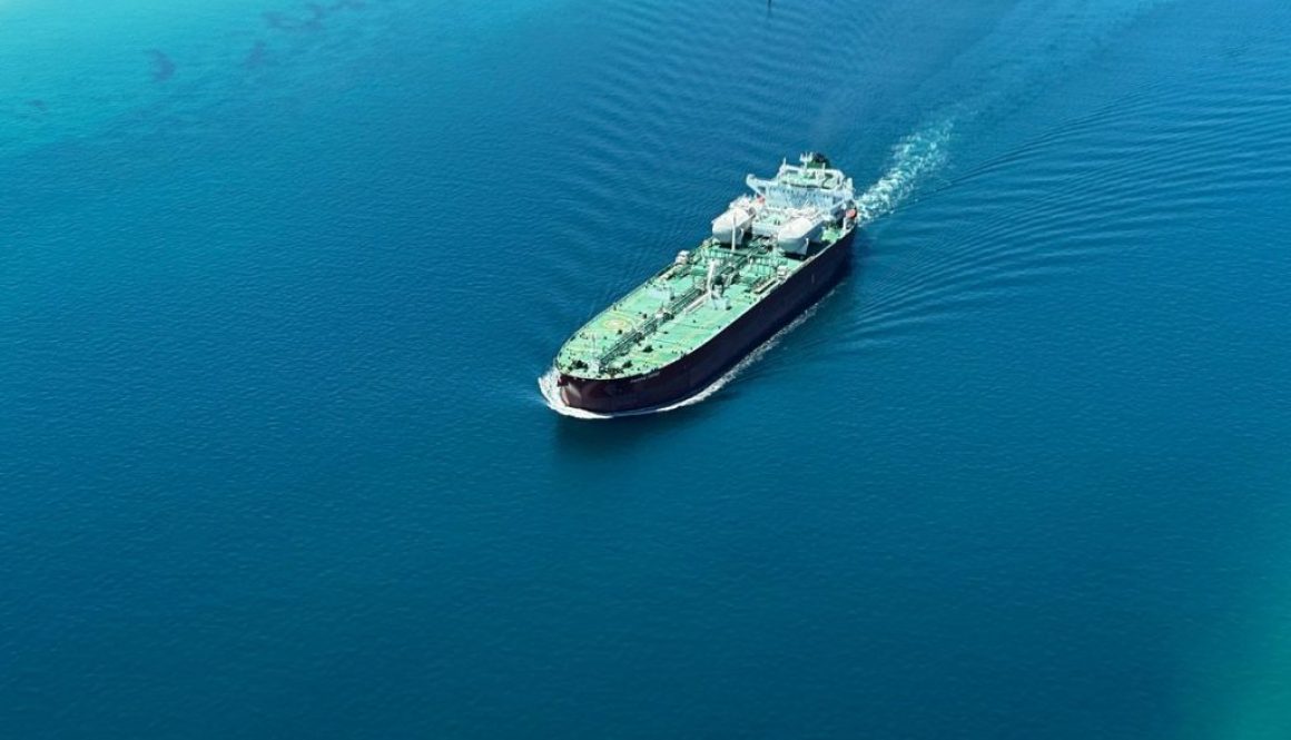 Harga Minyak Naik Tajam Setelah Trump Perintahkan Blokade Tanker Venezuela